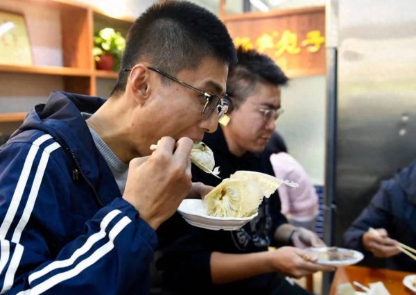 专业股票配资价格 无需节食！吃饭一个改变，脂肪肝好转了！4个月肝脏脂肪减少24%